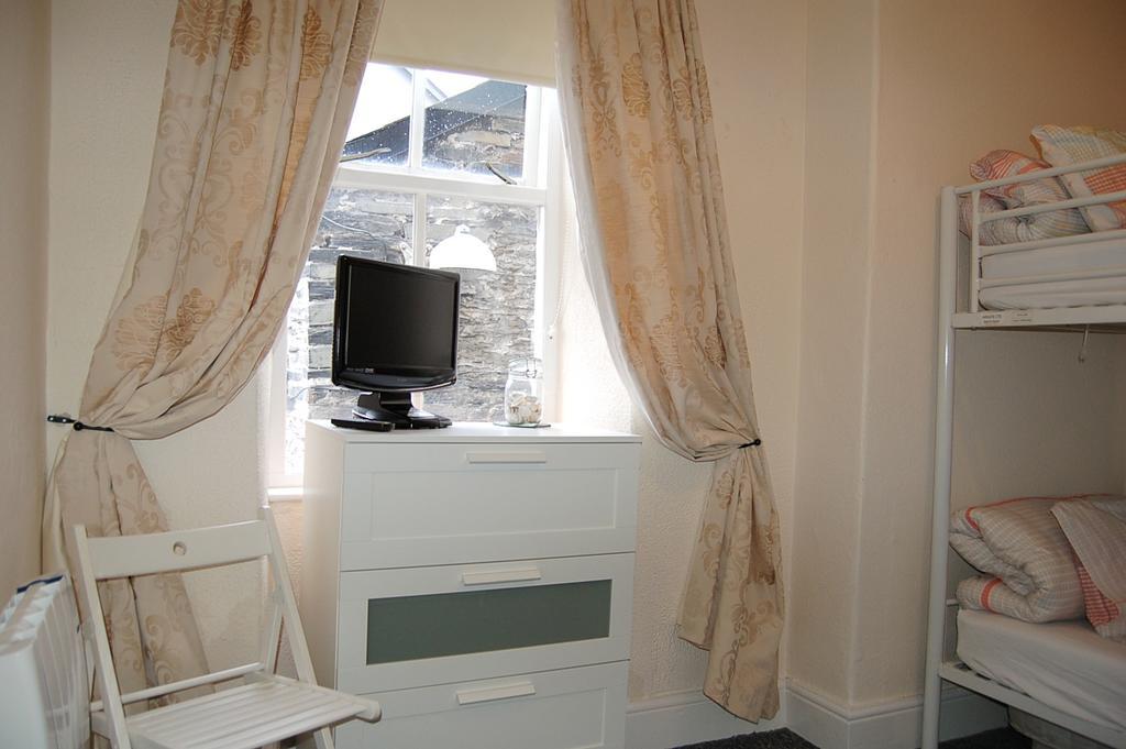 Clock Tower Apartments Machynlleth Exterior photo